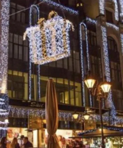 Fashion Street Premier Apartment