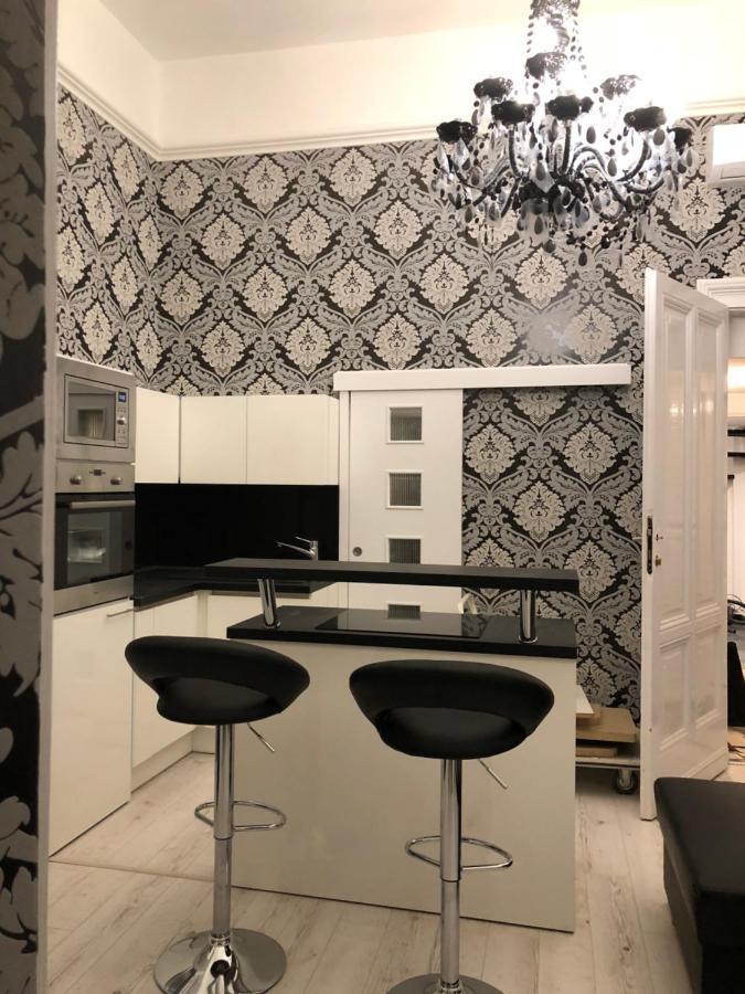 Apartment Fashion Street Premier